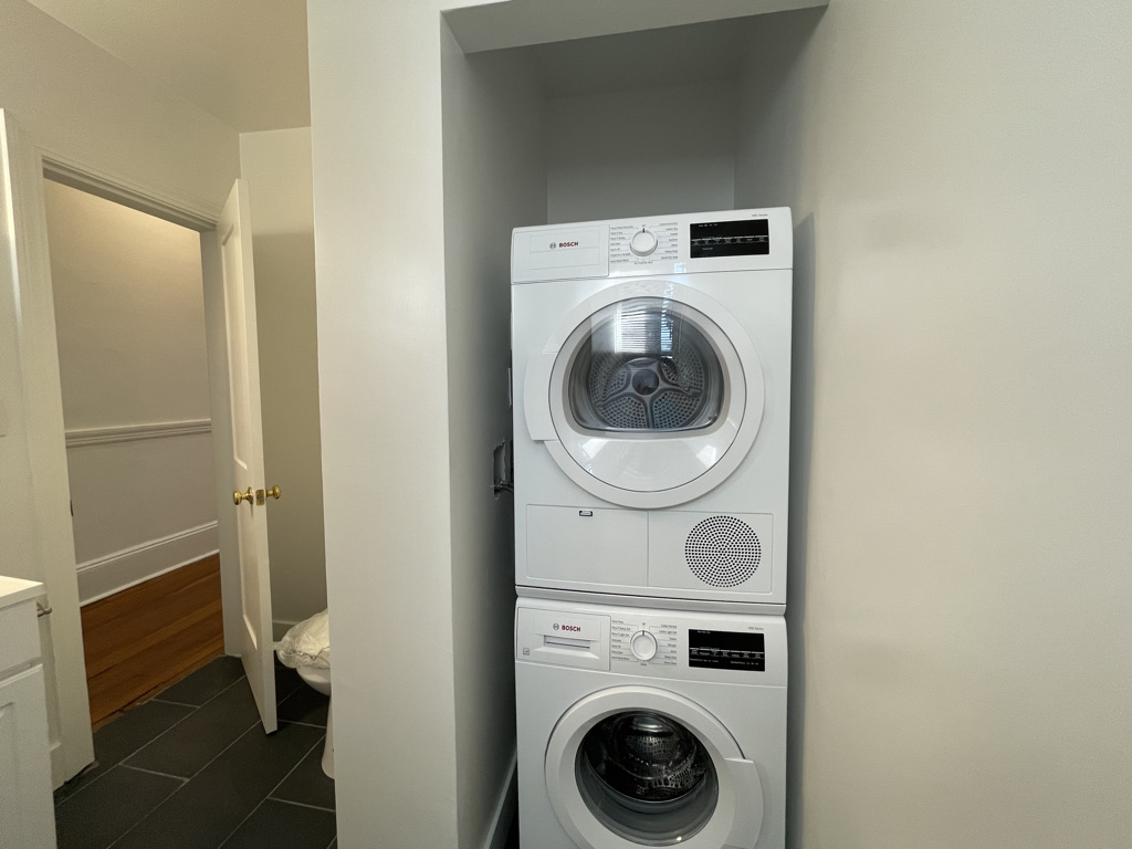 51 Queensberry St, Fenway