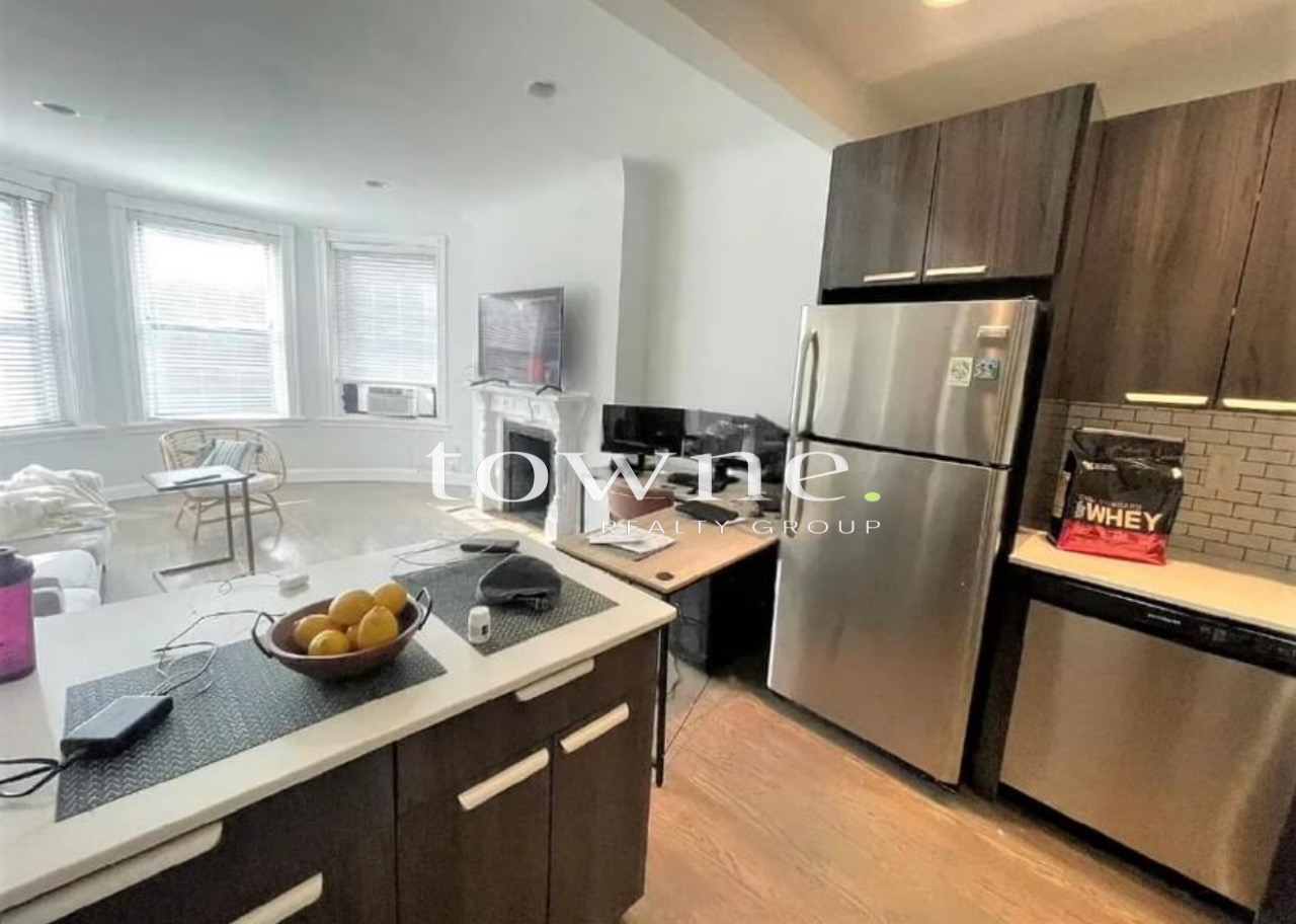 127 Saint Botolph St, Back Bay