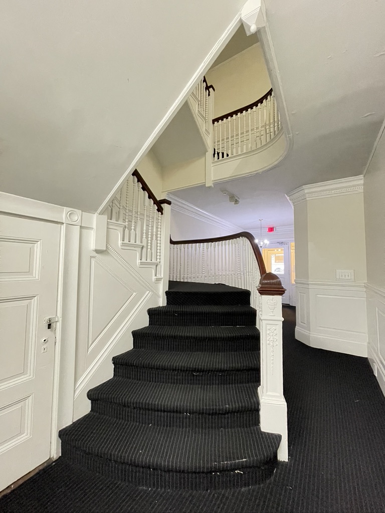 41 Bay State Rd, Fenway