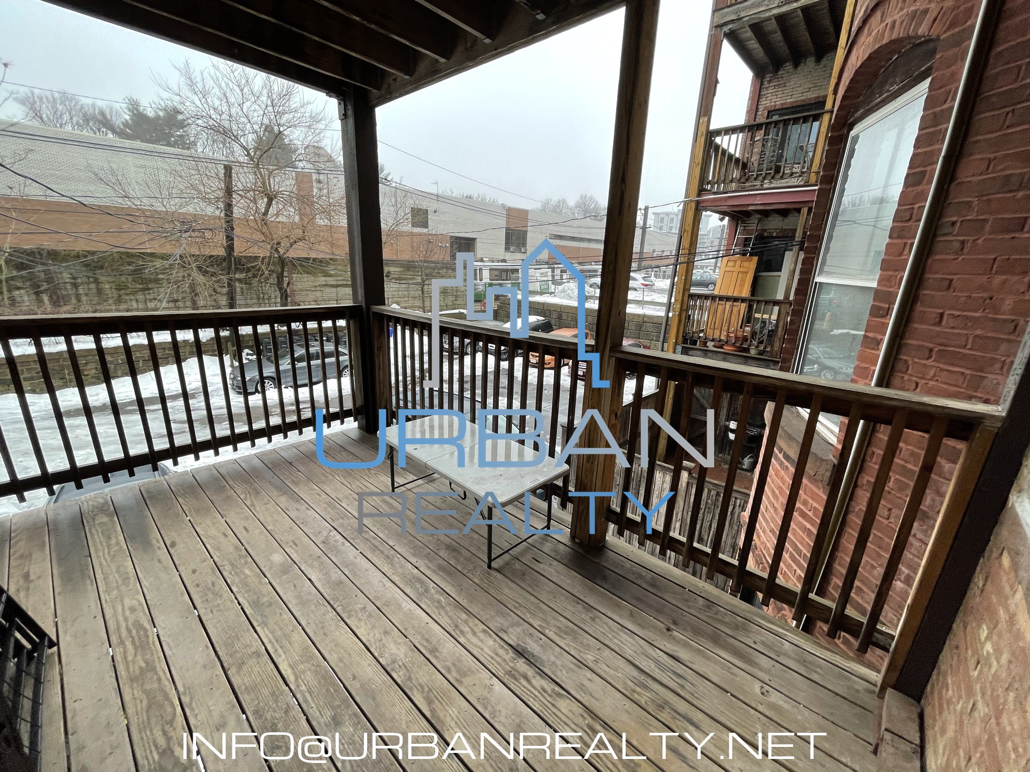 1911 Beacon St, Washington Square