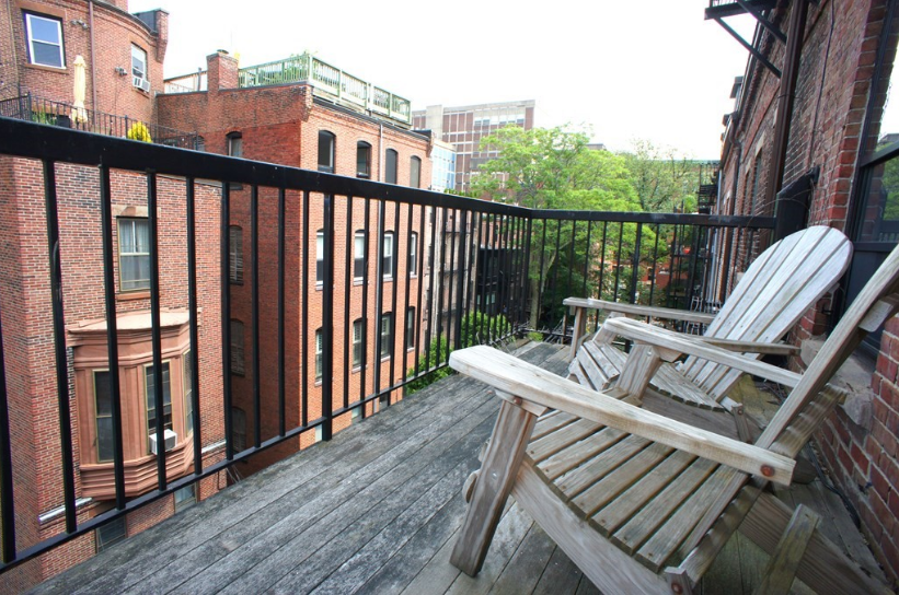 18 Worcester Sq, South End