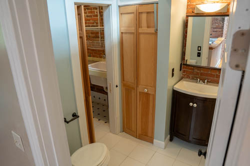 101 Cedar St, Roxbury