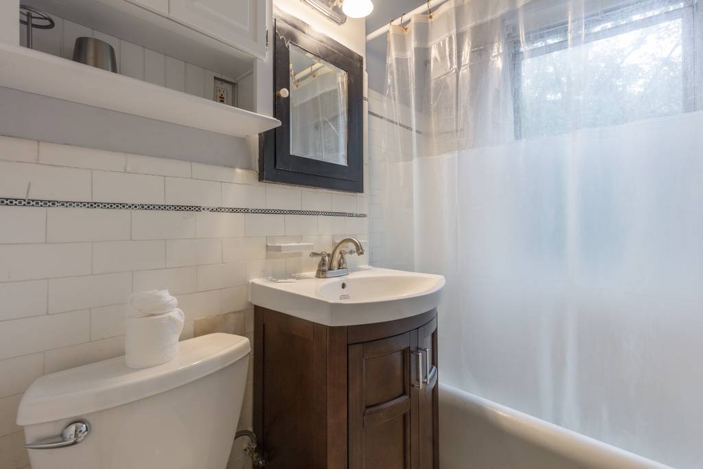 104 Toxteth, Longwood