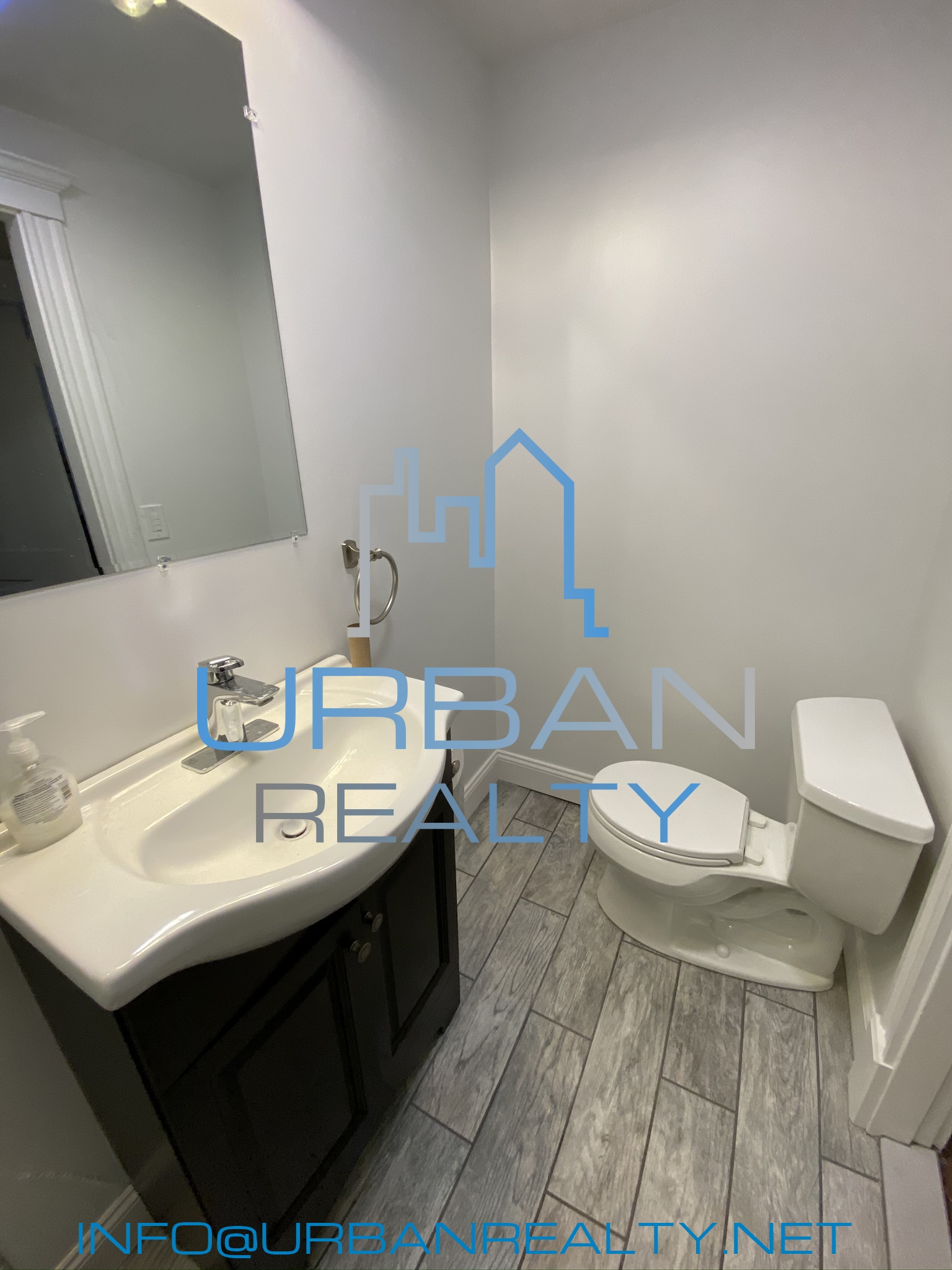 200 Commonwealth Ave, Chestnut Hill (Newton)