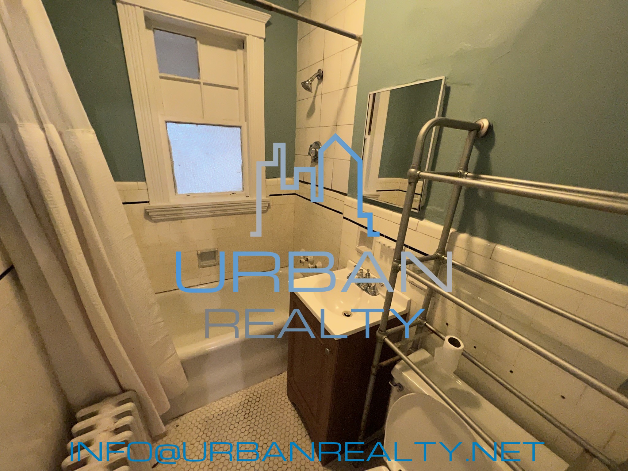 55 Algonquin Rd, Chestnut Hill (Newton)