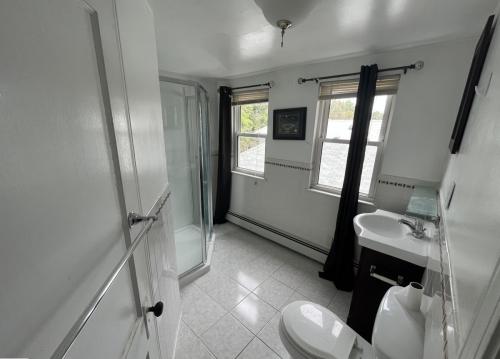 21 Greycliff Rd, Brighton