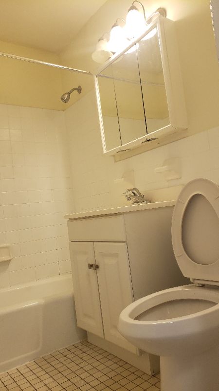 30 Iroquois St, Roxbury