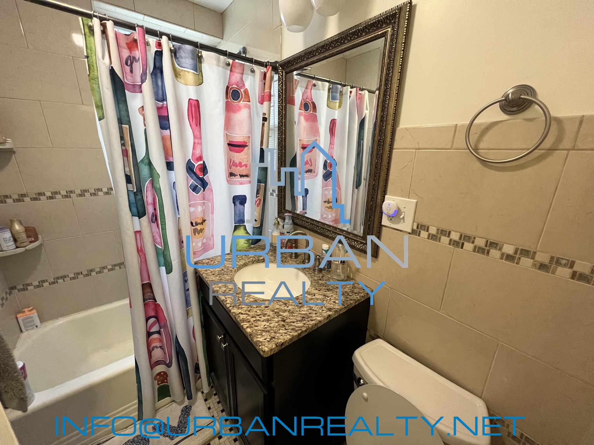 39 Commonwealth Ave, Newton