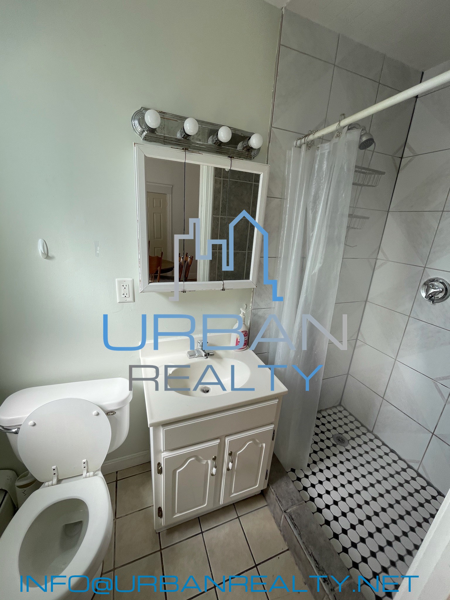 62 Algonquin Rd, Chestnut Hill (Newton)