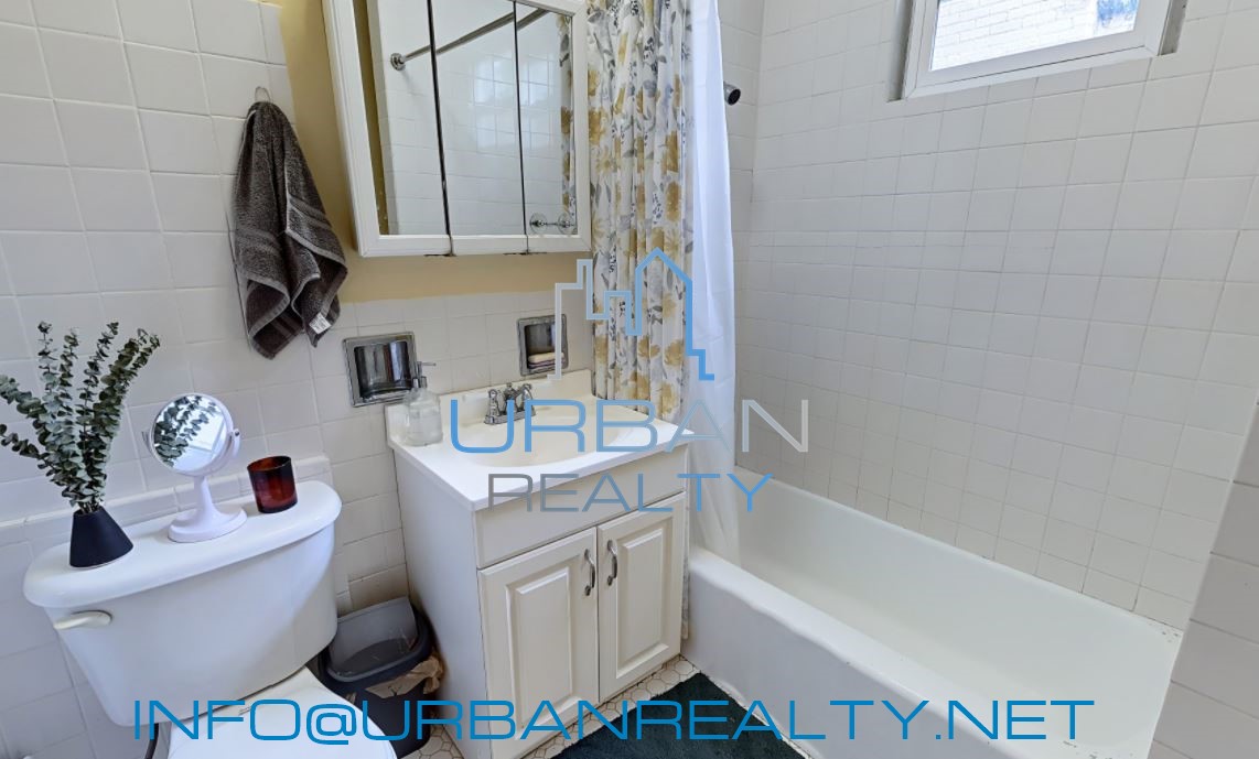 59 Strathmore Rd, Brighton