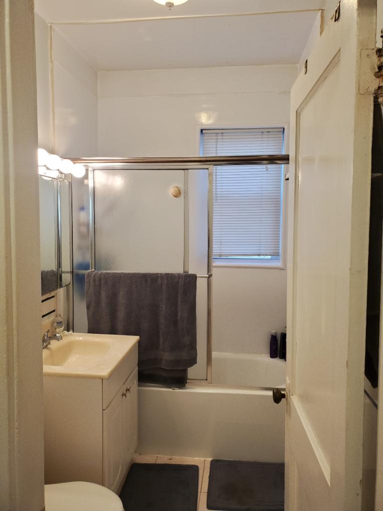 88 Davis Ave, Brookline Village