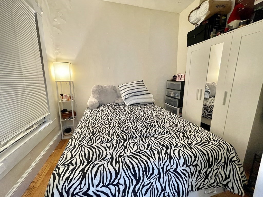 337 Beacon St, Back Bay