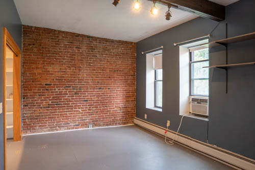 101 Cedar St, Roxbury