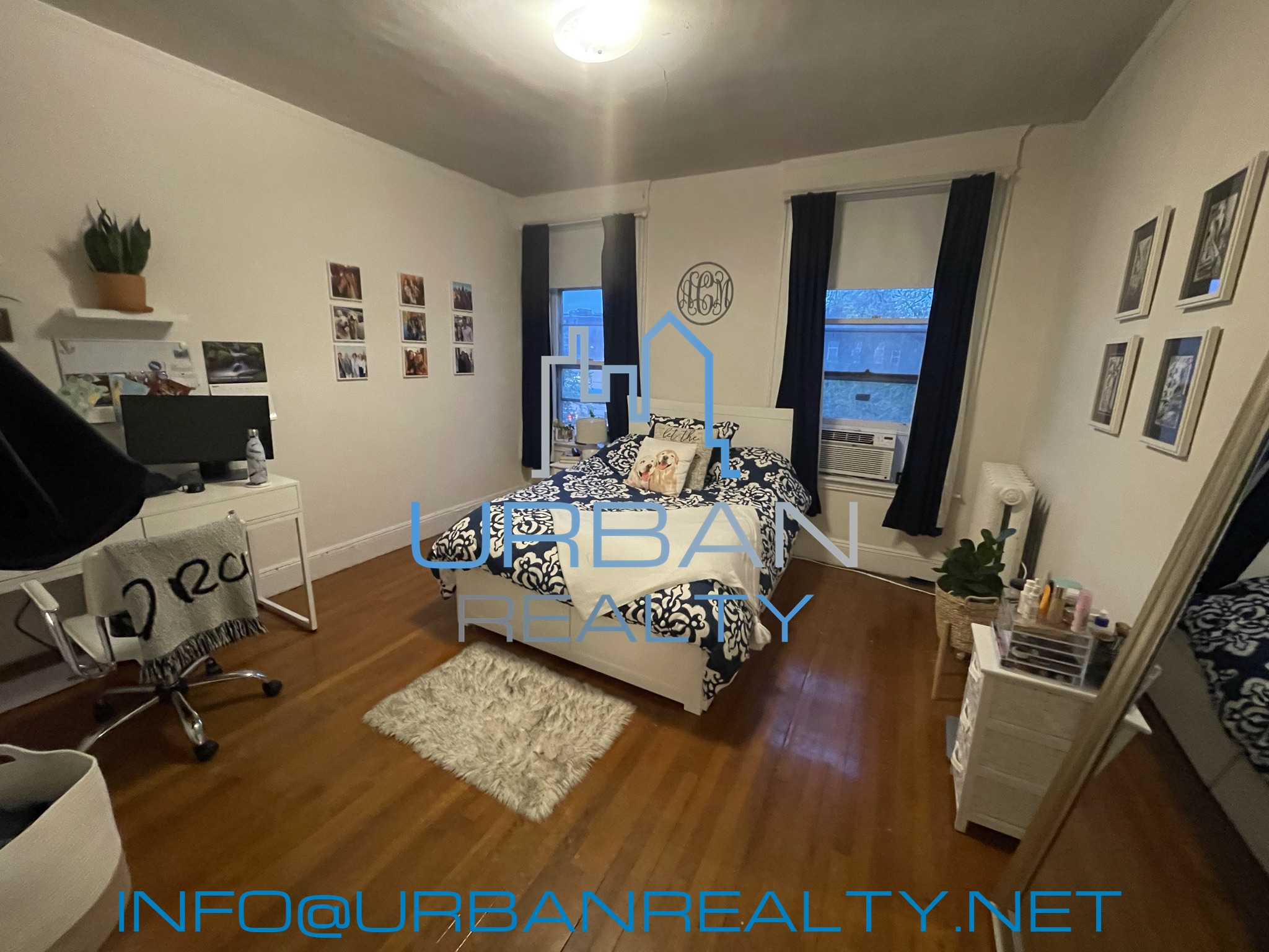 1911 Beacon St, Washington Square