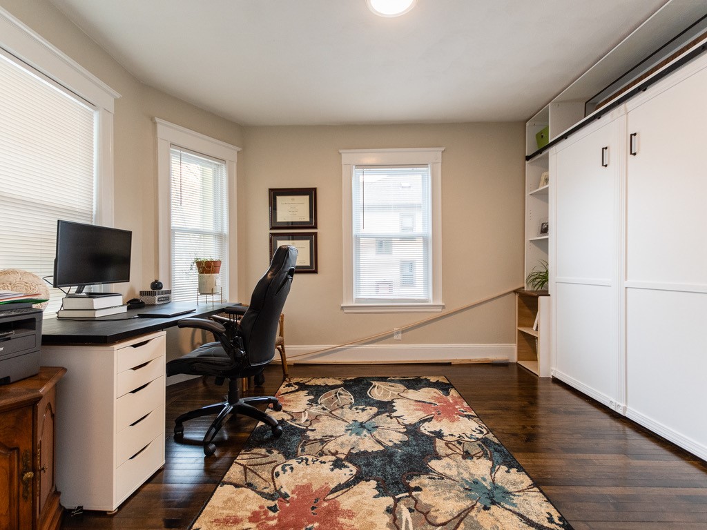 80 Lexington St, Watertown