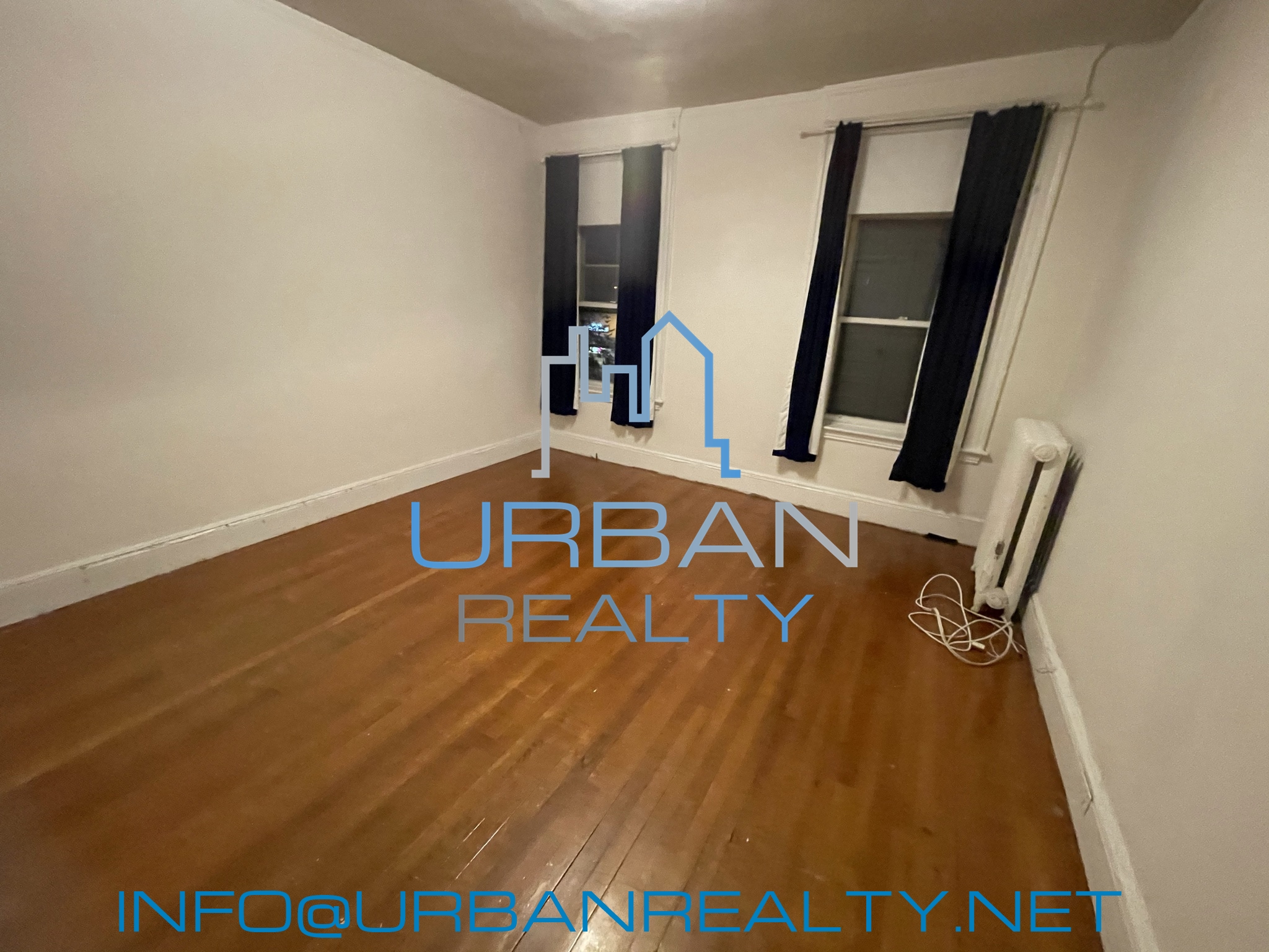 1911 Beacon St, Washington Square