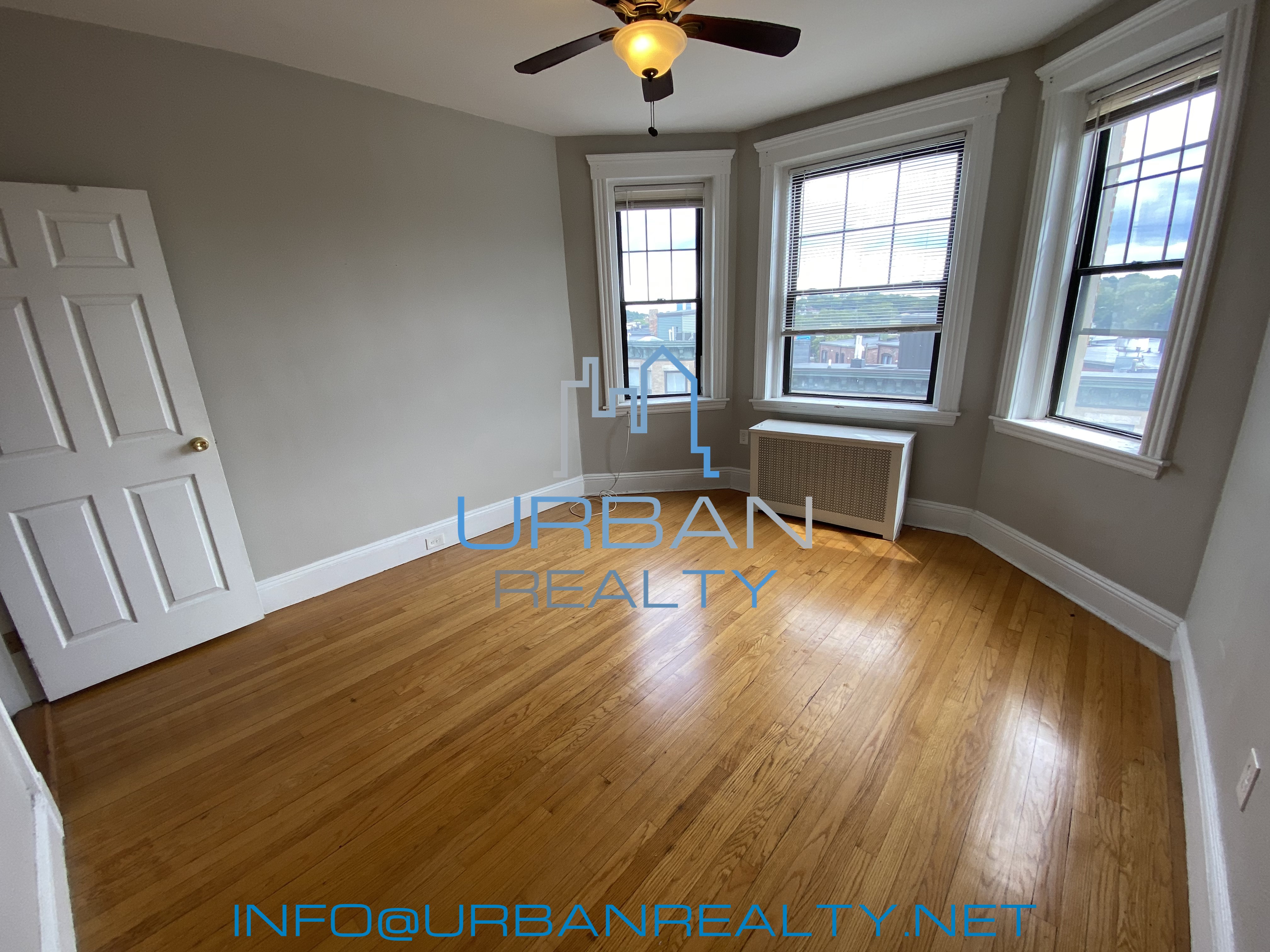 2 Sutherland Rd, Brighton