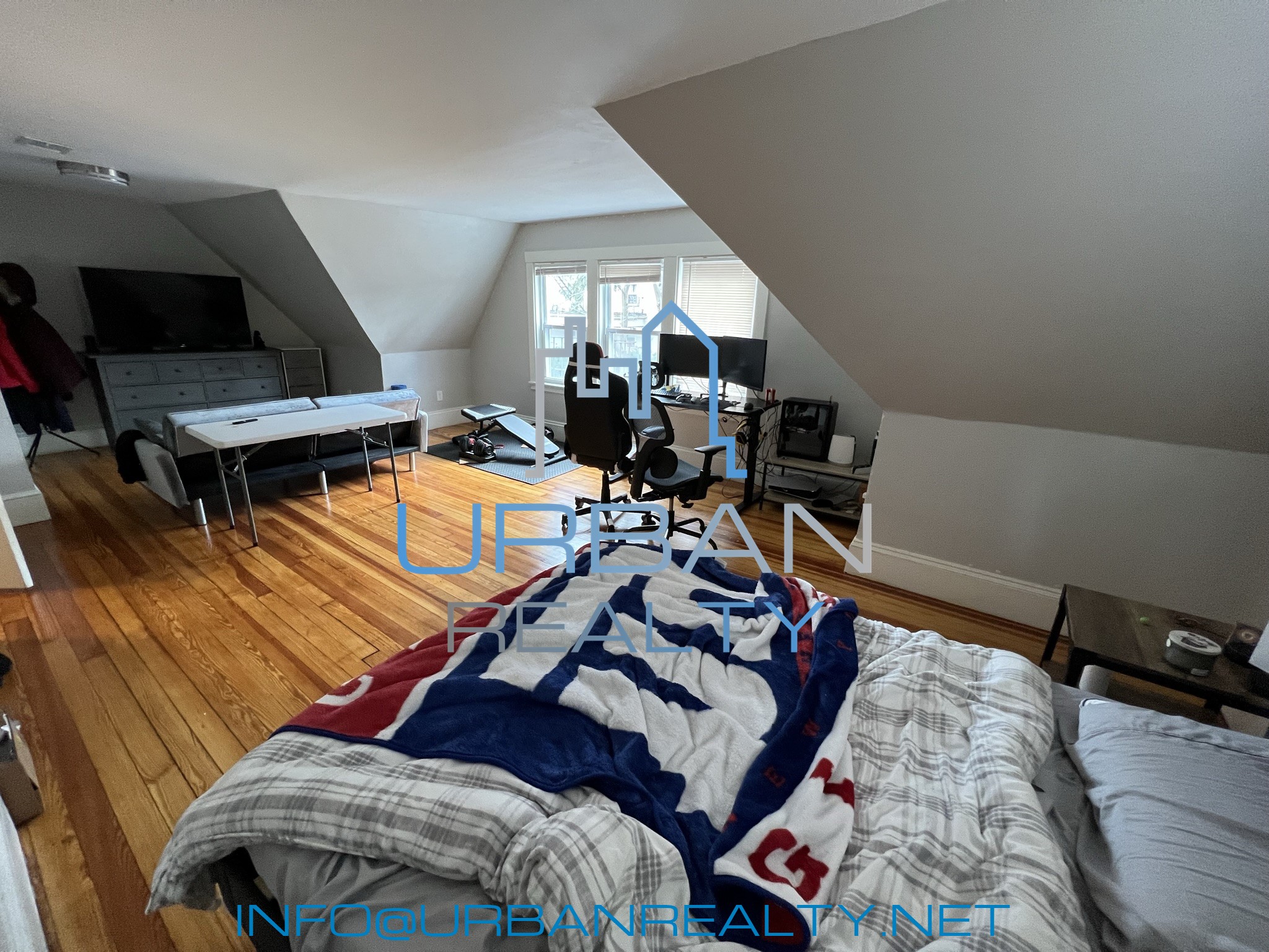 63 Ridgemont St, Allston