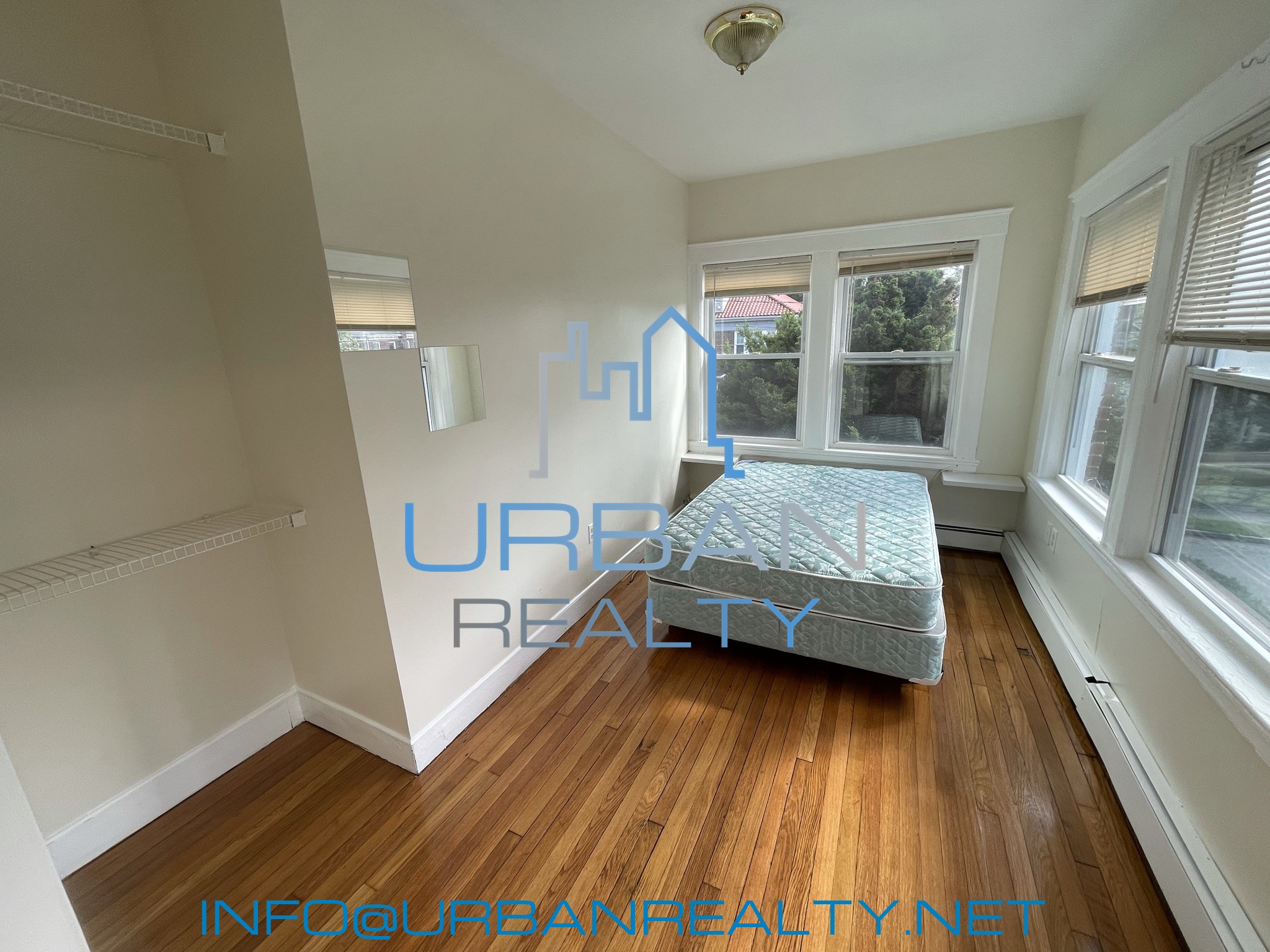 62 Algonquin Rd, Newton