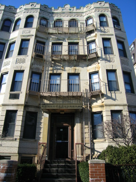 77 Hancock St, Central Square