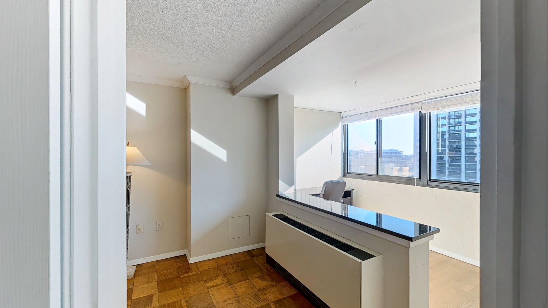 2 Hawthorne Pl, West End