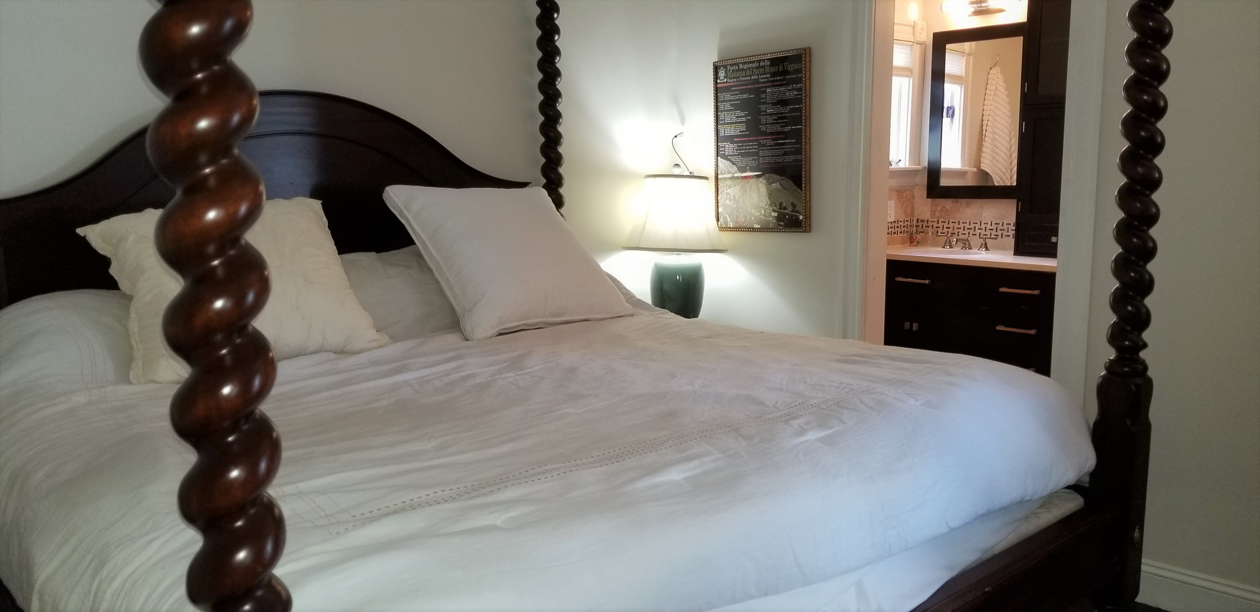 57 Washington St, Charlestown