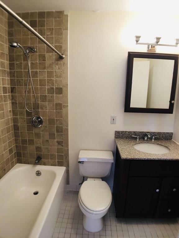 33 Pond Ave, Brookline Village