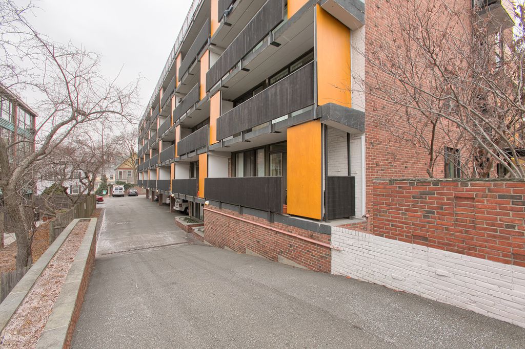 345 Harvard, Mid Cambridge