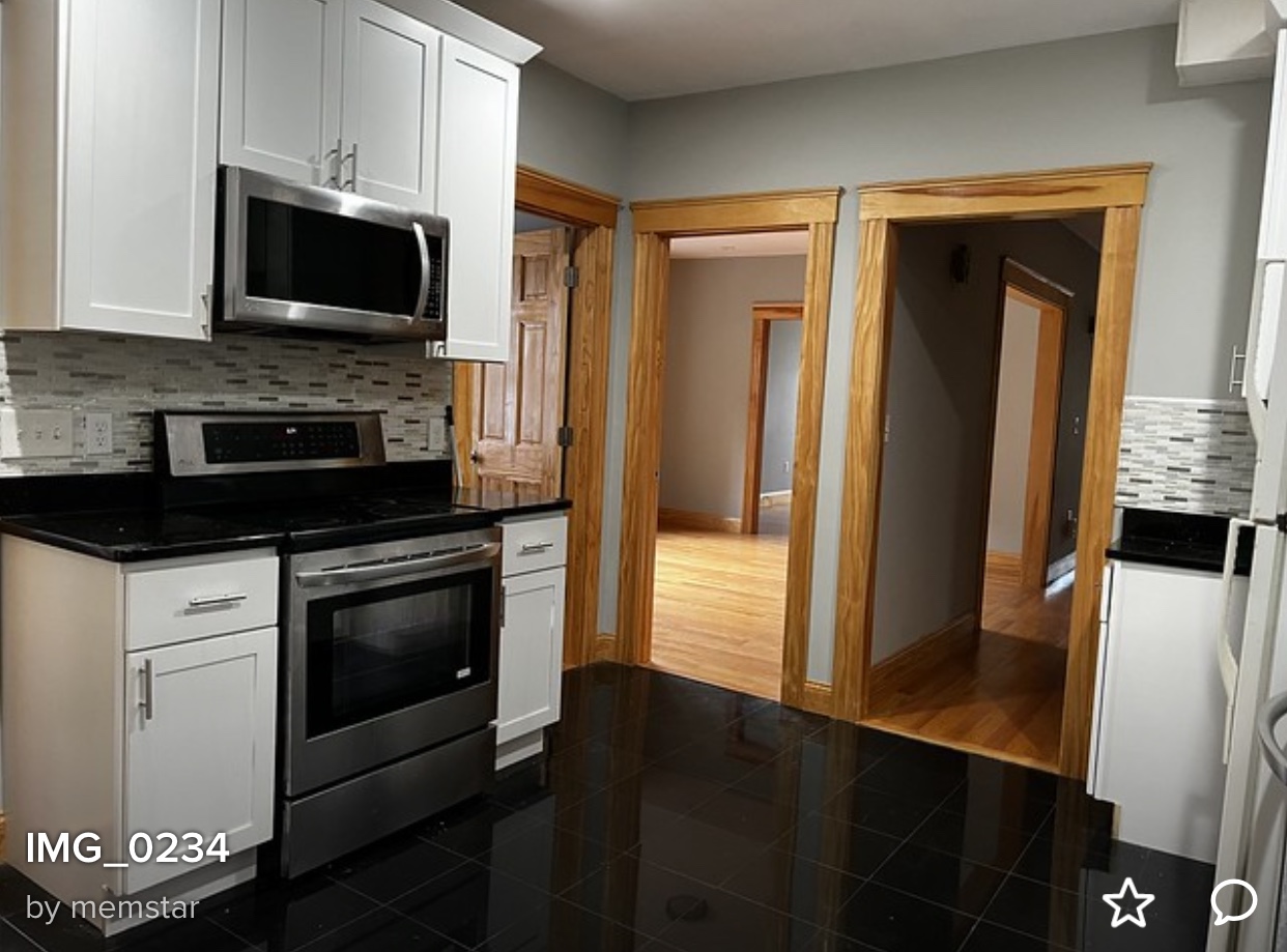 152 Winchester St, Washington Square