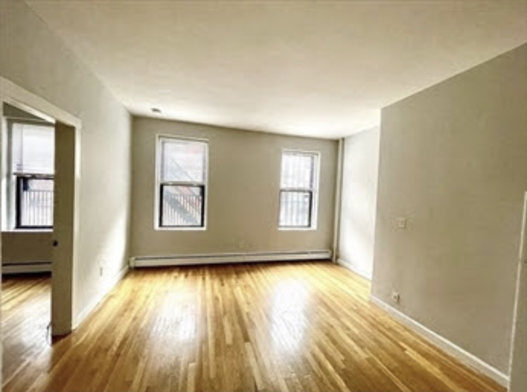 418 Massachusetts Ave, South End