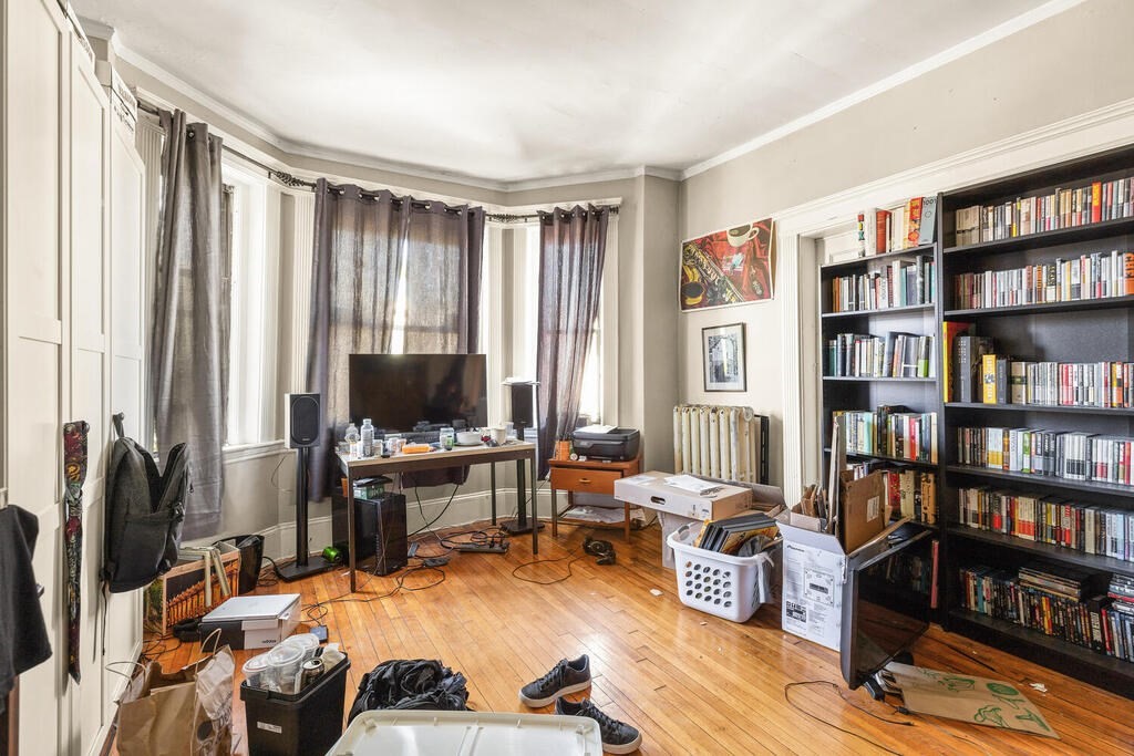 28 Glenville Ave, Allston