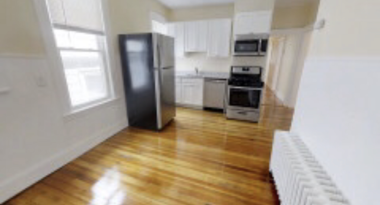 17 Dow St, West Somerville