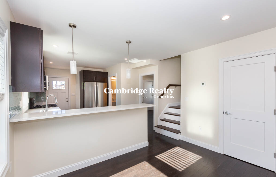 39 Harvard St, Medford