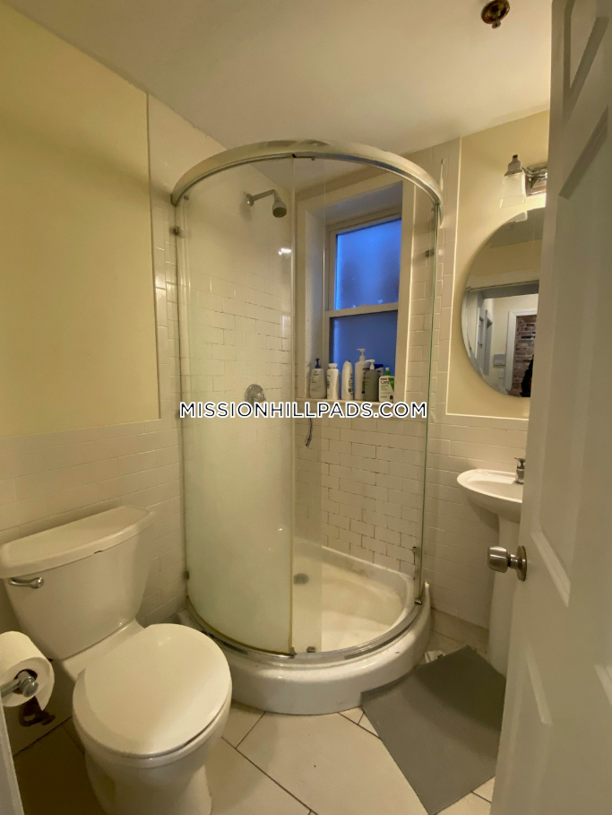 830 Huntington Ave, Mission Hill