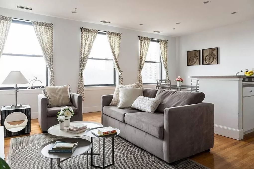 140 Boylston, Downtown