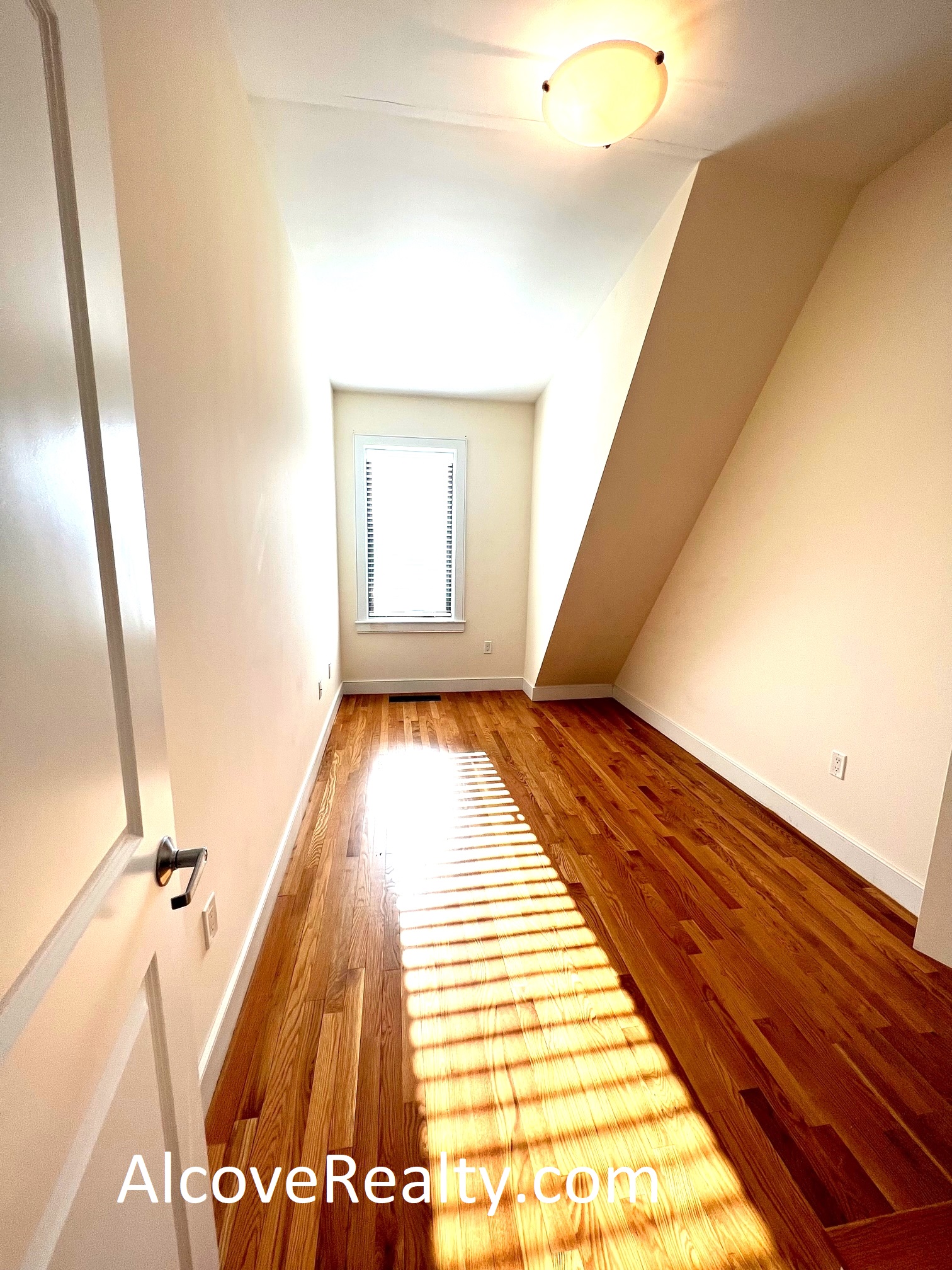 377 Summer St, Davis Square