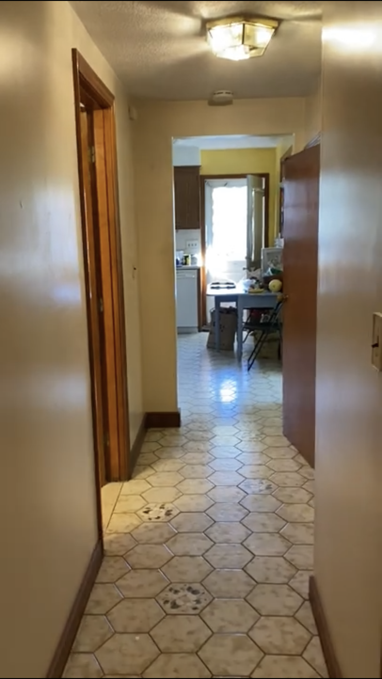 213 Holland St, Davis Square