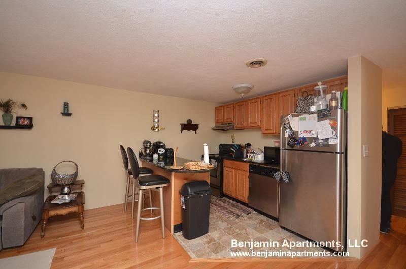 385 Dorchester St, South Boston