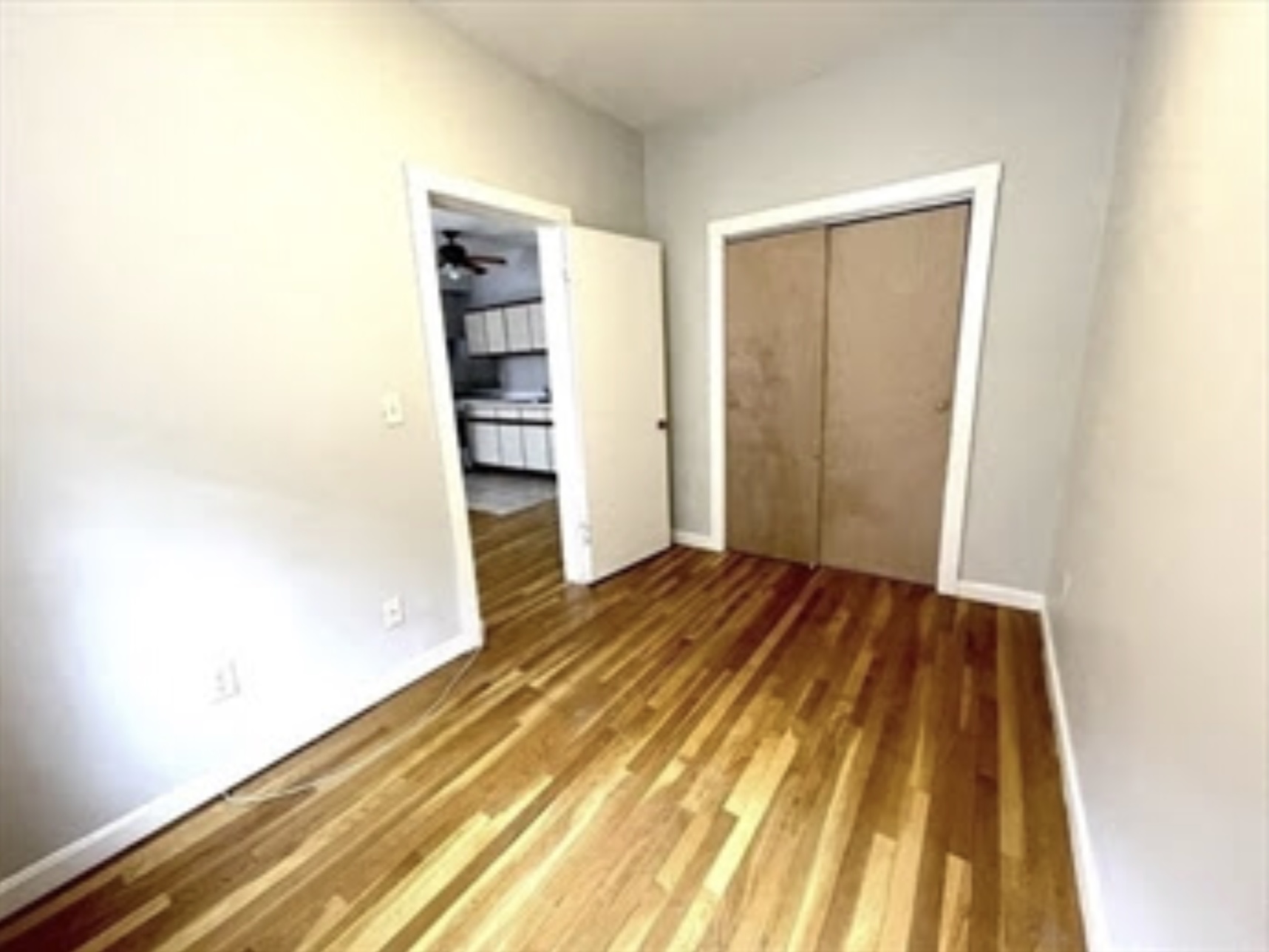 418 Massachusetts Ave, South End