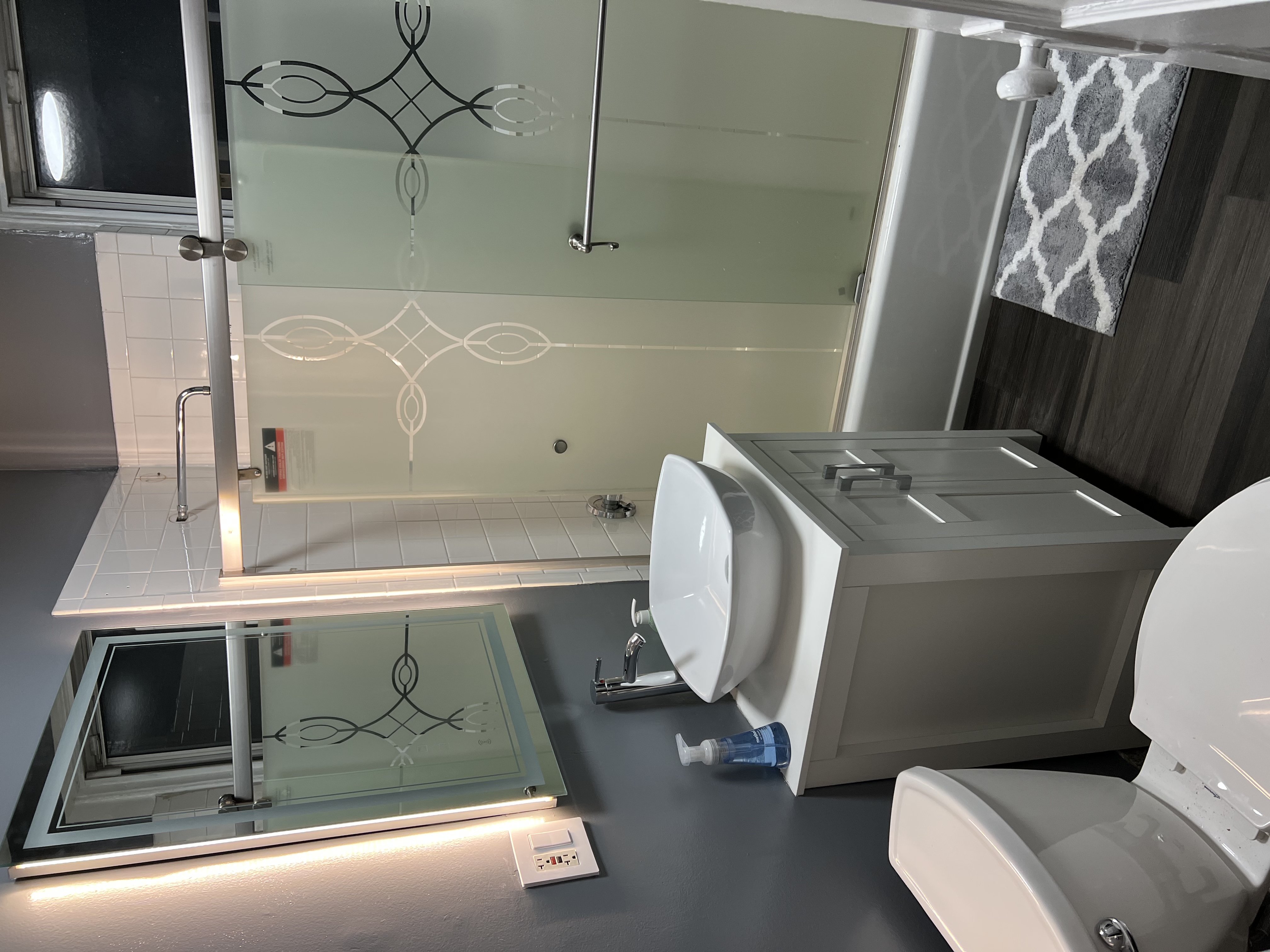 109 Strathmore Rd, Brighton