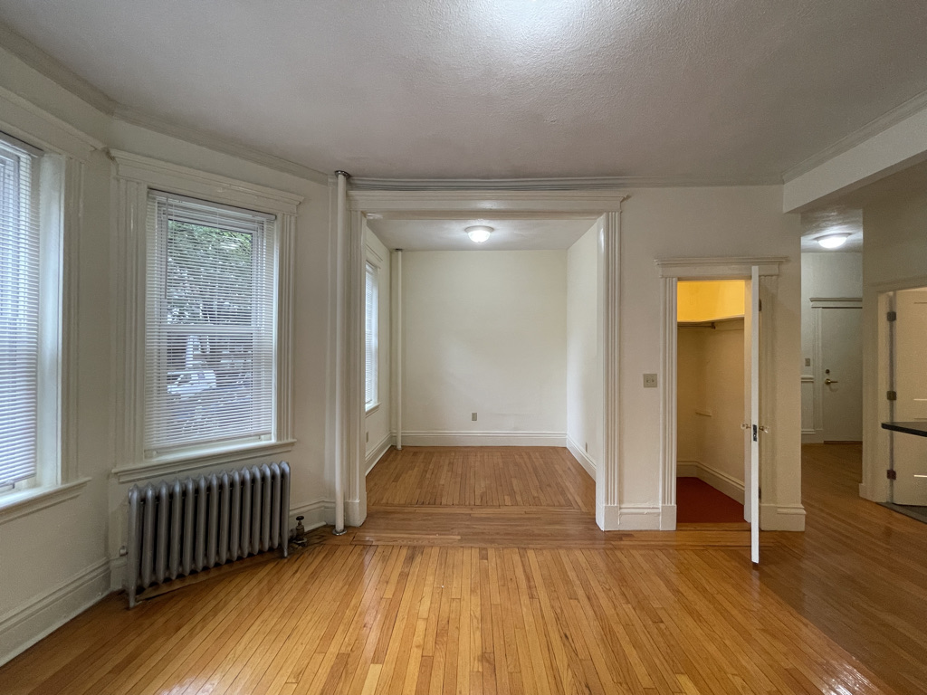 15 Queensberry St, Fenway