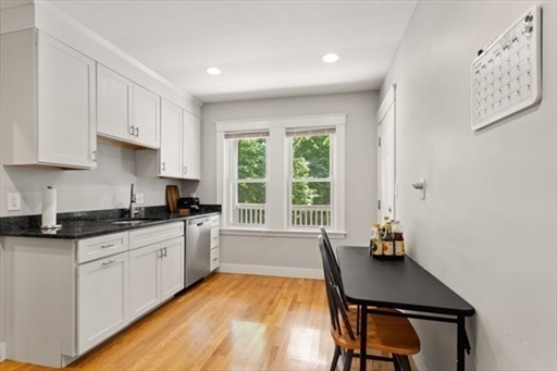 9 Bailey St, Dorchester