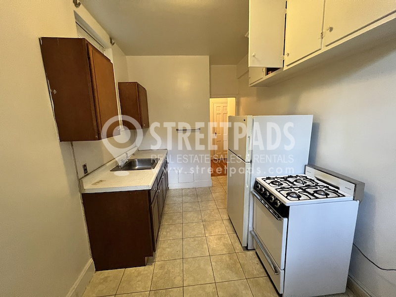 75 Kilsyth Rd, Brighton