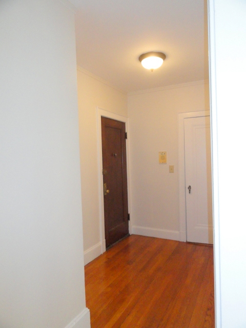 353 Harvard St, Harvard Square