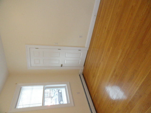 32 Rockland Ave, Malden