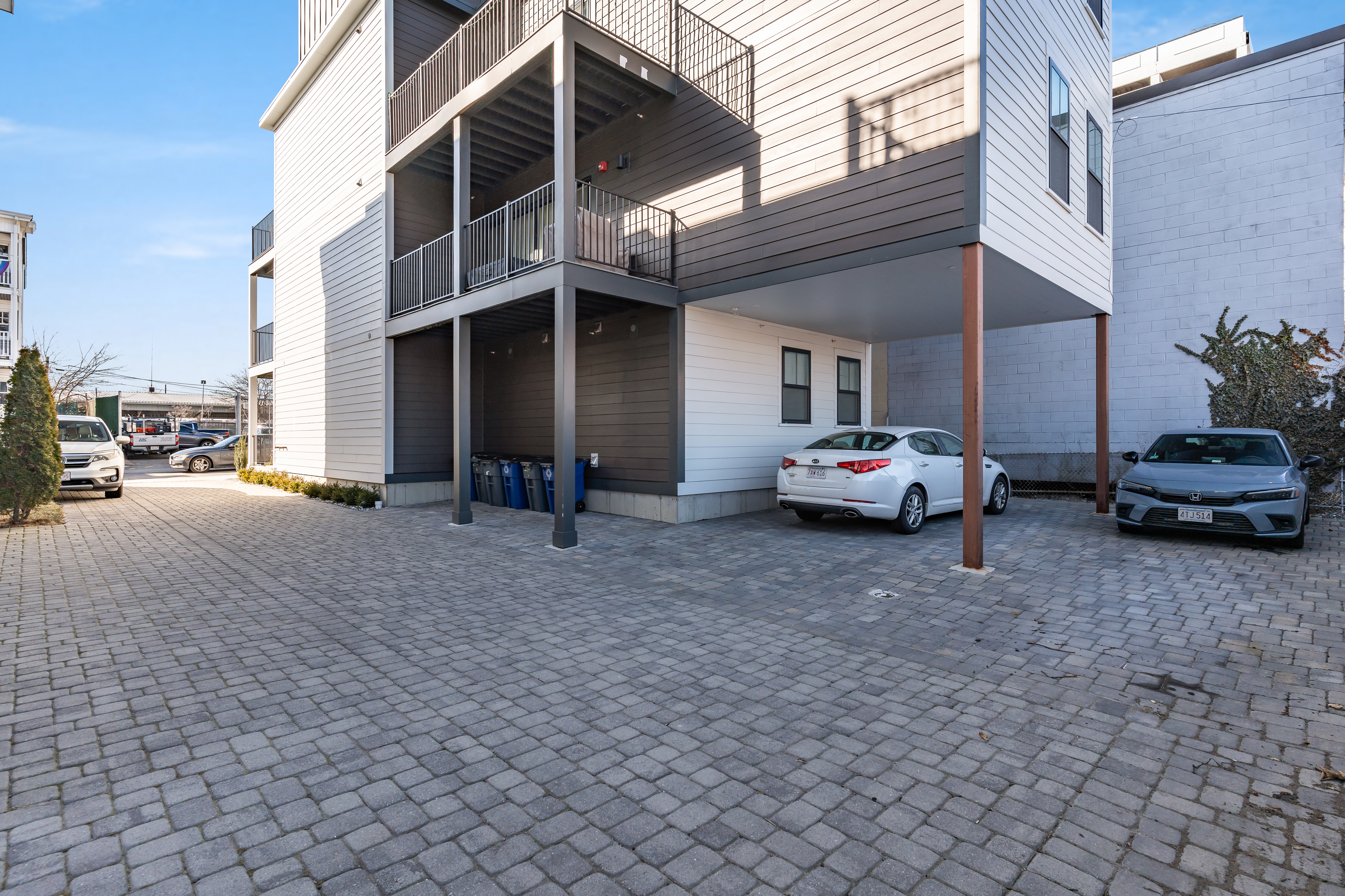 17 W Bellflower, Dorchester