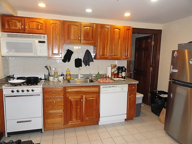 284 Shawmut Ave, South End