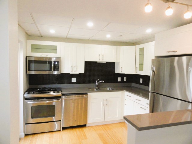 1008 Massachusetts Ave, Harvard Square