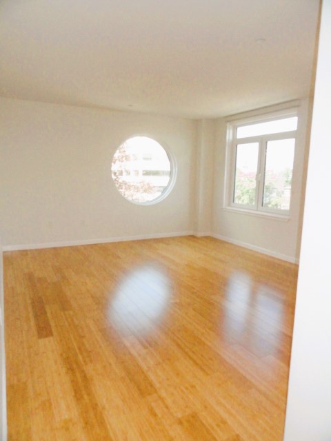 1008 Massachusetts Ave, Harvard Square