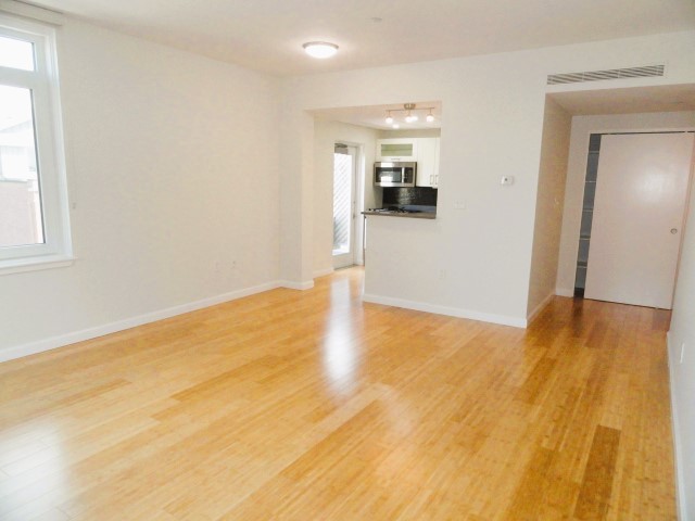 1008 Massachusetts Ave, Harvard Square